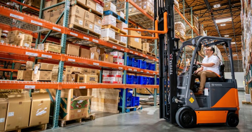 Core-Electric-Forklift_8FBC15U_Application_14 | Toyota MHS